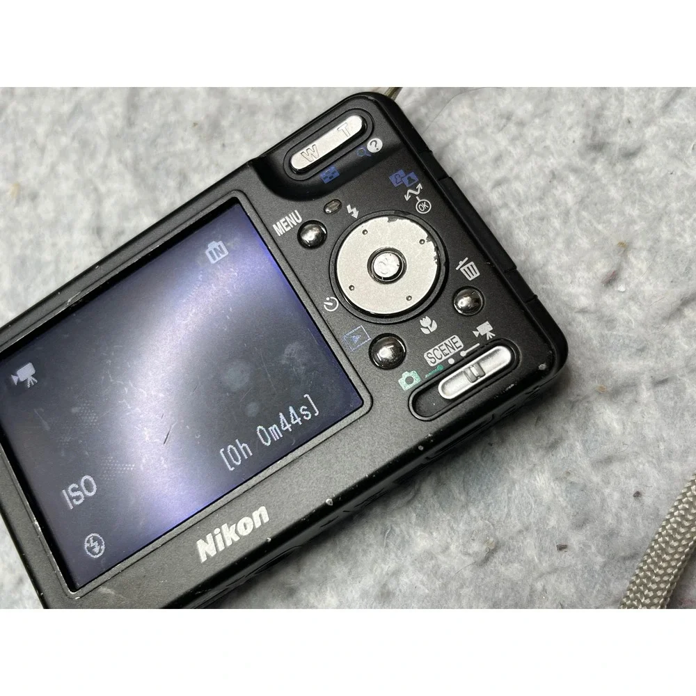 Nikon Coolpix S3 6.0MP Digital Camera Black with Dock MV-11 and AC Adapter EH-63